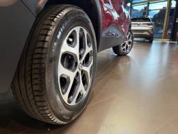 RENAULT - CAPTUR - 2021/2022 - Vermelha - R$ 94.800,00