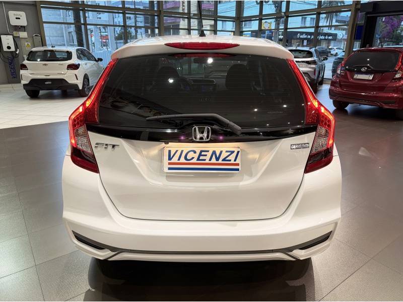 HONDA - FIT - 2021/2021 - Branca - R$ 89.500,00