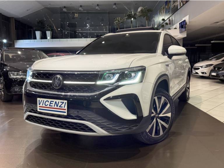 VOLKSWAGEN - TAOS - 2022/2022 - Branca - R$ 143.800,00