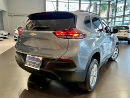 CHEVROLET - TRACKER - 2022/2023 - Prata - R$ 108.800,00