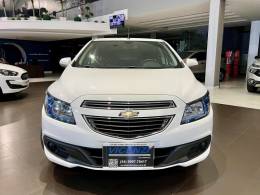 CHEVROLET - ONIX - 2016/2016 - Branca - R$ 52.800,00