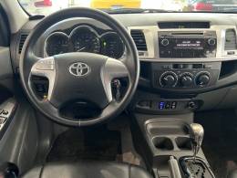 TOYOTA - HILUX - 2015/2015 - Preta - R$ 107.900,00