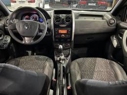 RENAULT - DUSTER - 2015/2016 - Prata - R$ 58.900,00