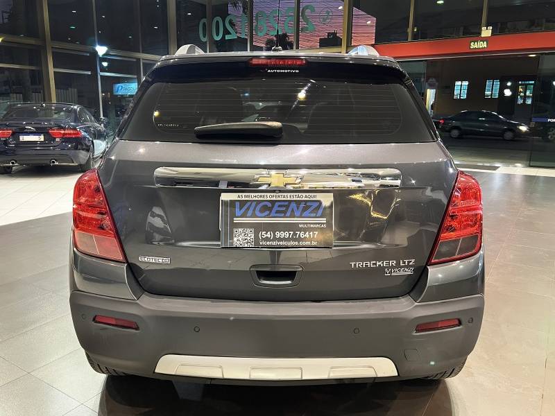 CHEVROLET - TRACKER - 2014/2015 - Cinza - R$ 69.800,00