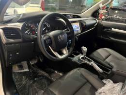 TOYOTA - HILUX - 2024/2024 - Branca - R$ 283.900,00