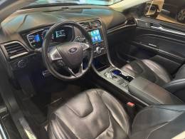 FORD - FUSION - 2017/2017 - Preta - R$ 100.500,00