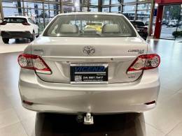 TOYOTA - COROLLA - 2013/2014 - Prata - R$ 75.800,00