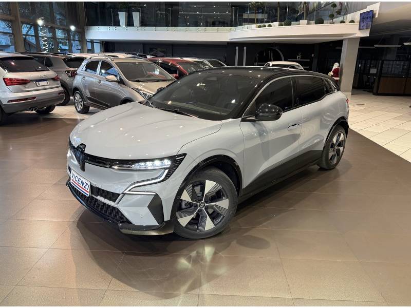 RENAULT - MÉGANE - 2023/2024 - Cinza - R$ 179.900,00