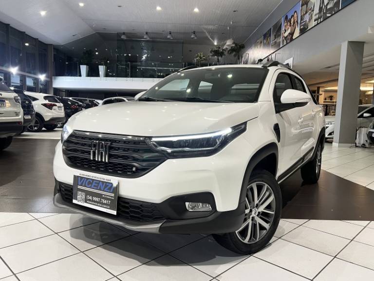 FIAT - STRADA - 2023/2023 - Branca - R$ 115.900,00