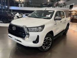 TOYOTA - HILUX - 2024/2024 - Branca - R$ 283.900,00