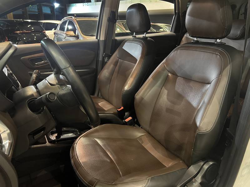 CHEVROLET - SPIN - 2019/2020 - Branca - R$ 73.500,00