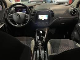 RENAULT - CAPTUR - 2017/2018 - Branca - R$ 71.800,00