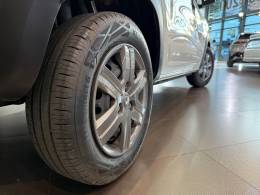 RENAULT - KWID - 2023/2024 - Branca - R$ 52.500,00