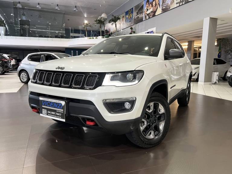 JEEP - COMPASS - 2016/2017 - Branca - R$ 108.800,00