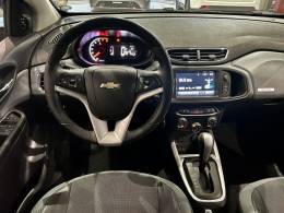 CHEVROLET - ONIX - 2019/2019 - Prata - R$ 76.800,00