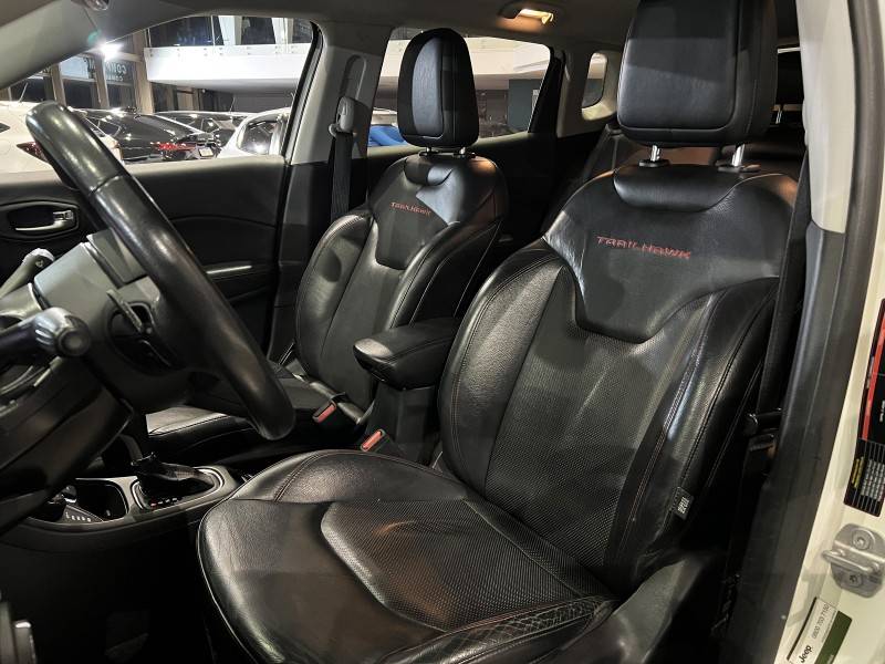 JEEP - COMPASS - 2016/2017 - Branca - R$ 104.800,00