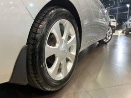 HYUNDAI - ELANTRA - 2012/2013 - Prata - R$ 64.800,00