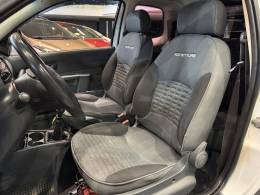 FIAT - STRADA - 2012/2013 - Branca - R$ 57.500,00