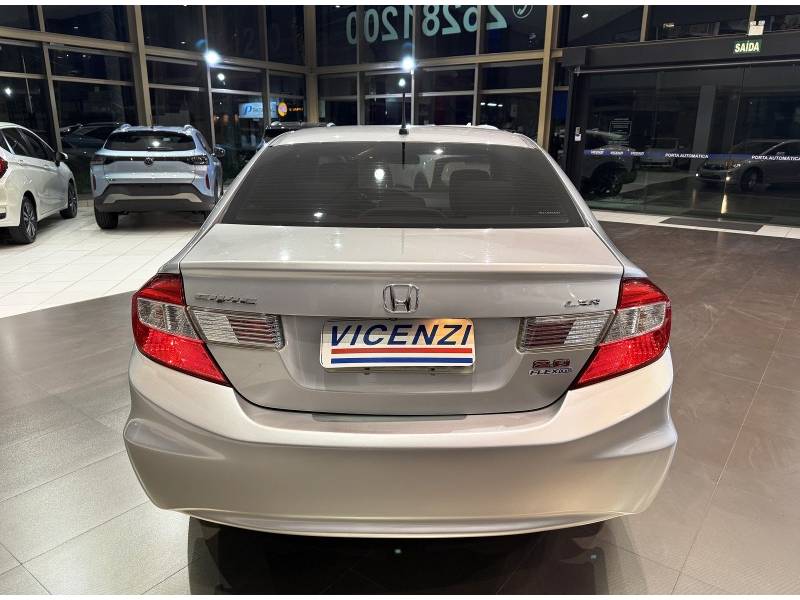 HONDA - CIVIC - 2013/2014 - Prata - R$ 74.900,00
