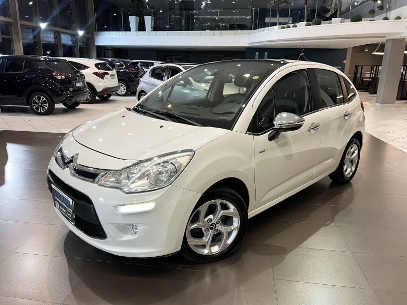CITROËN - C3 - 2014/2014 - Branca - R$ 45.800,00