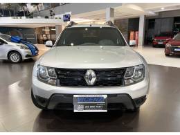 RENAULT - DUSTER - 2015/2016 - Prata - R$ 58.900,00