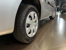 TOYOTA - ETIOS - 2015/2016 - Prata - R$ 46.800,00