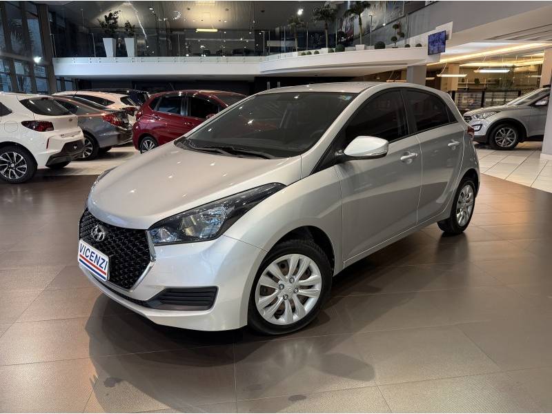 HYUNDAI - HB20 - 2018/2019 - Prata - R$ 55.800,00