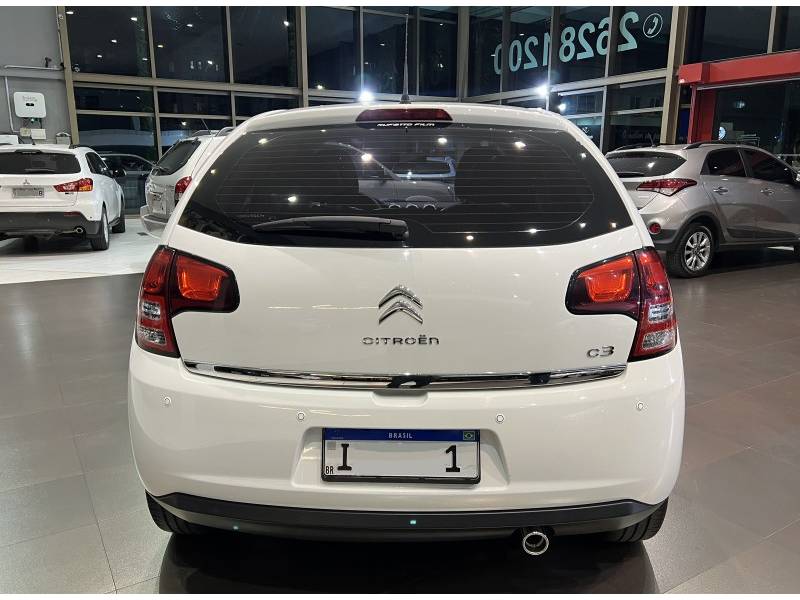 CITROËN - C3 - 2015/2016 - Branca - R$ 49.800,00
