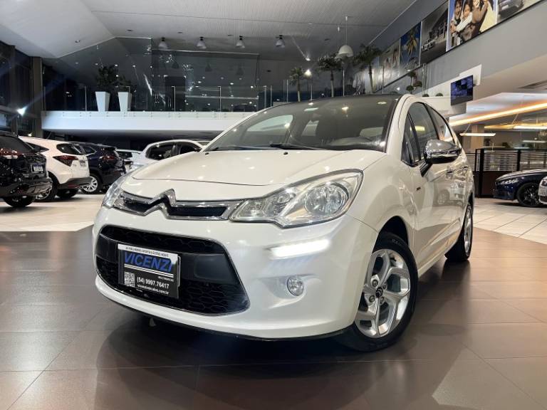 CITROËN - C3 - 2014/2014 - Branca - R$ 45.800,00