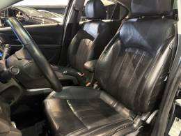 CHEVROLET - CRUZE - 2012/2013 - Preta - R$ 53.800,00