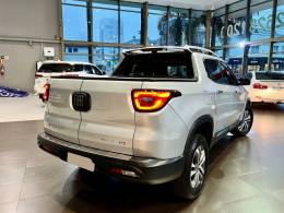 FIAT - TORO - 2016/2017 - Prata - R$ 102.800,00