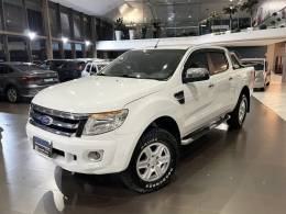 FORD - RANGER - 2013/2014 - Branca - R$ 112.500,00