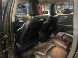JEEP - COMPASS - 2017/2018 - Verde - R$ 96.900,00