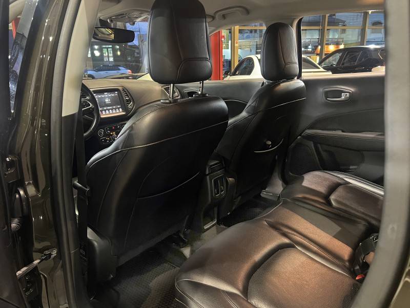 JEEP - COMPASS - 2017/2018 - Verde - R$ 96.900,00
