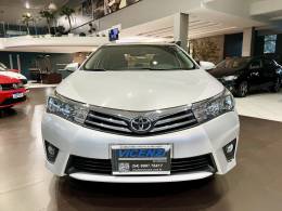 TOYOTA - COROLLA - 2016/2017 - Prata - R$ 85.500,00