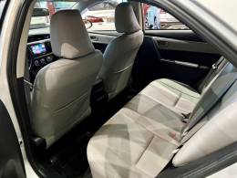 TOYOTA - COROLLA - 2016/2017 - Prata - R$ 85.500,00