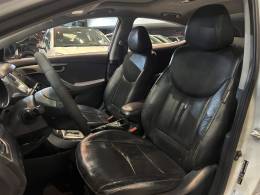 HYUNDAI - ELANTRA - 2012/2013 - Prata - R$ 64.800,00