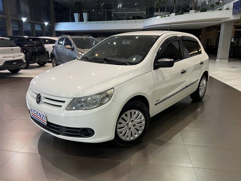 VOLKSWAGEN - GOL - 2011/2011 - Branca - R$ 26.800,00
