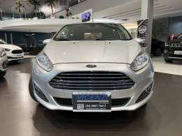 FORD - FIESTA - 2015/2016 - Prata - R$ 54.500,00