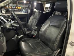 FORD - RANGER - 2013/2014 - Branca - R$ 112.500,00