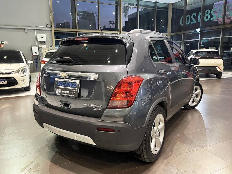CHEVROLET - TRACKER - 2014/2015 - Cinza - R$ 69.800,00