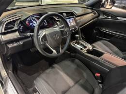 HONDA - CIVIC - 2020/2021 - Prata - R$ 125.000,00