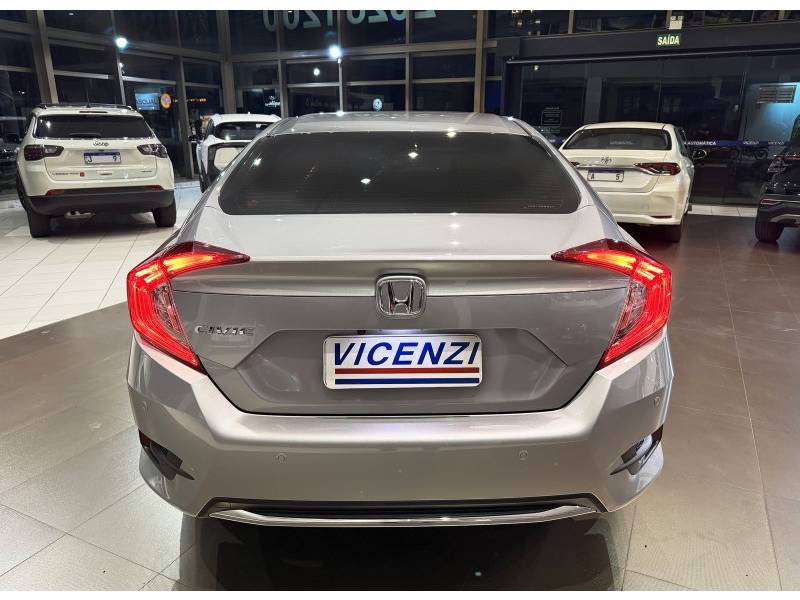 HONDA - CIVIC - 2020/2021 - Prata - R$ 125.000,00