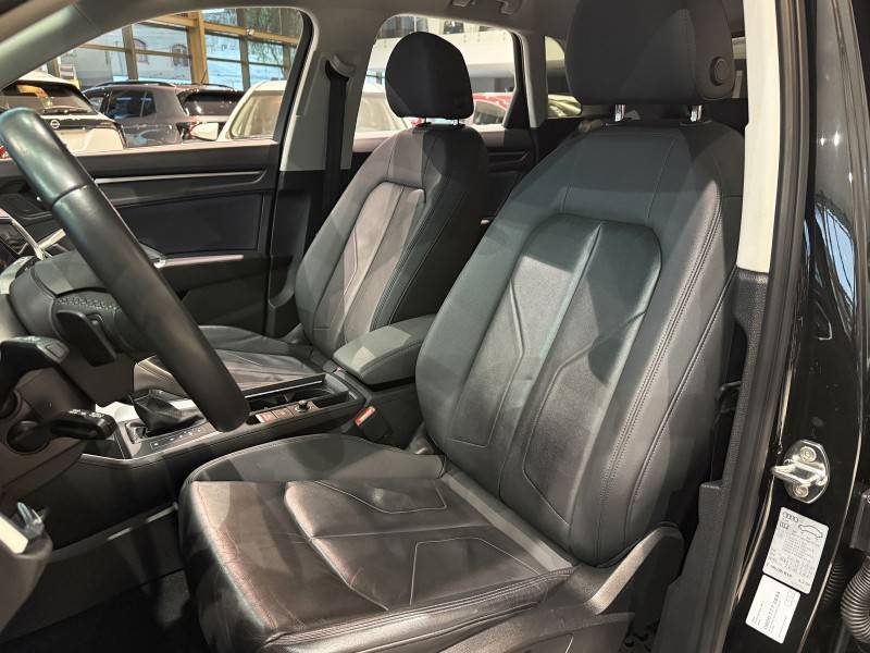 AUDI - Q3 - 2022/2022 - Preta - R$ 188.500,00