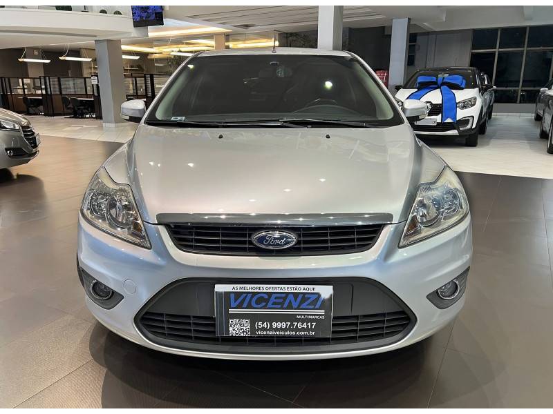 FORD - FOCUS - 2011/2013 - Prata - R$ 48.800,00