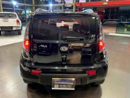 KIA MOTORS - SOUL - 2010/2011 - Preta - R$ 44.800,00