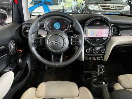 MINI - COOPER - 2022/2022 - Vermelha - R$ 191.900,00