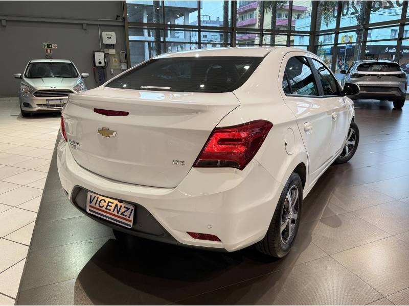 CHEVROLET - PRISMA - 2019/2019 - Branca - R$ 71.000,00