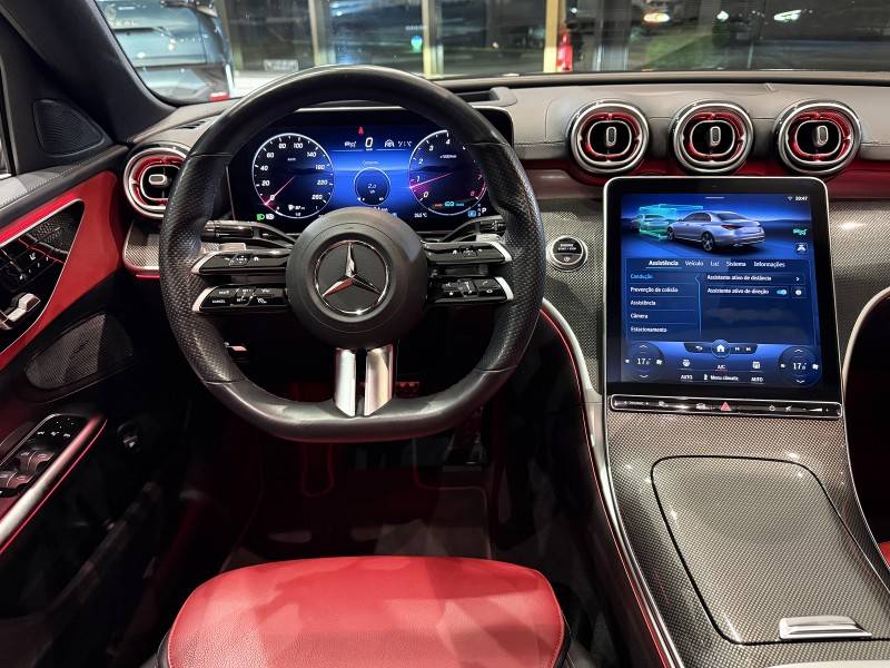 MERCEDES-BENZ - C 300 - 2021/2022 - Cinza - R$ 309.900,00