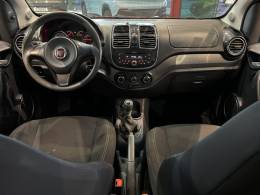 FIAT - GRAND SIENA - 2014/2015 - Vermelha - R$ 39.800,00